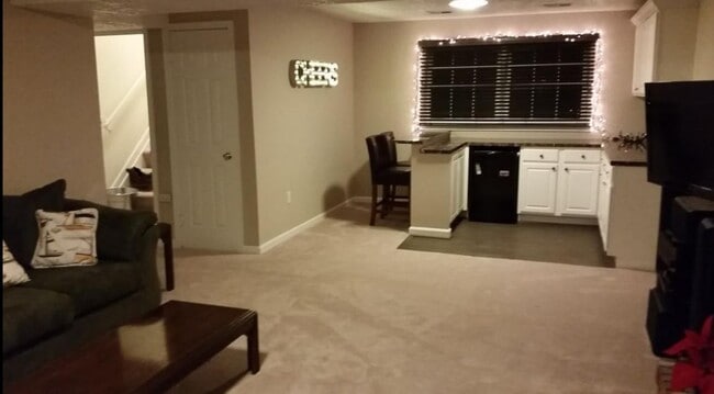 Building Photo - 414 Fairmount Dr