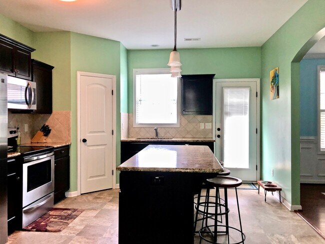 Foto del edificio - 4 Bedroom, 2.5 Bath in Trotters Bluff in Harnett County Close to Bragg!