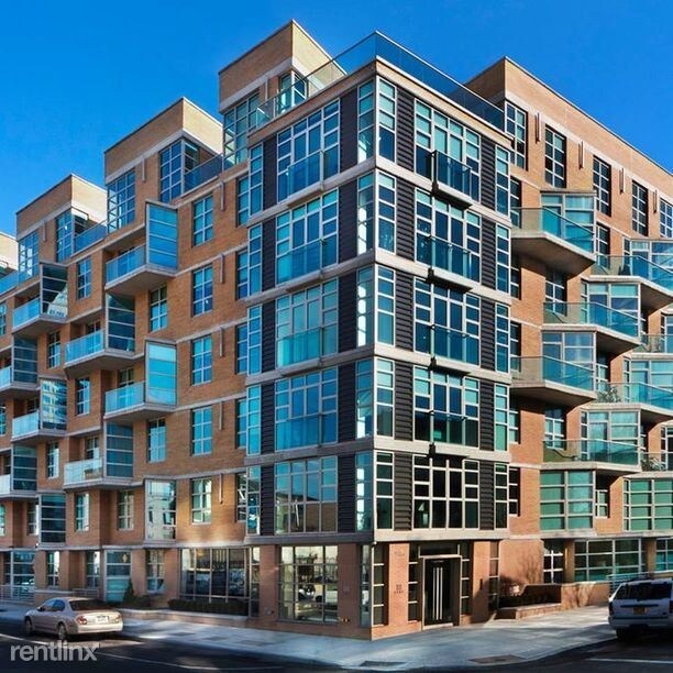 Building Photo - 111 Kent Ave