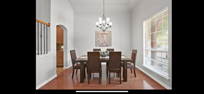 Foto del edificio - 961 Noble Ave