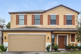 Building Photo - 2596 Vineyard Cir