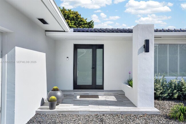 Foto del edificio - 8161 SW 104th St