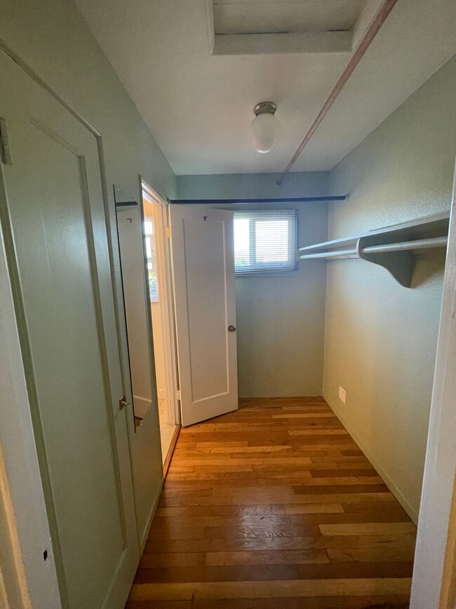 Building Photo - 11-9 Acton Cir