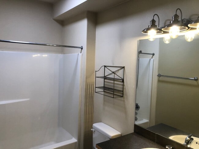 Building Photo - 3 Bed 2 Bath Condo in Bellingham near WWU