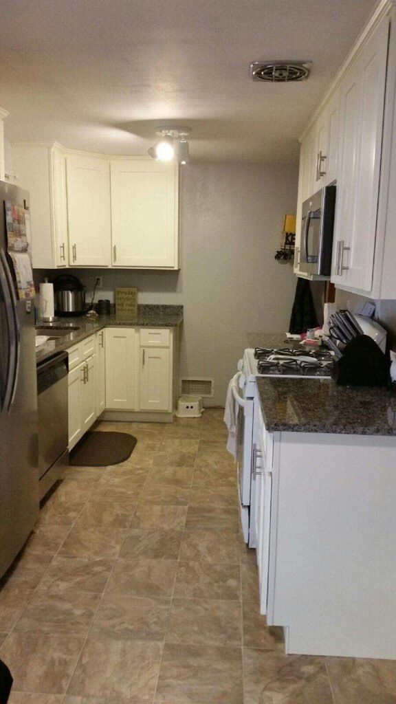 Foto del edificio - 236 N 1040 E St