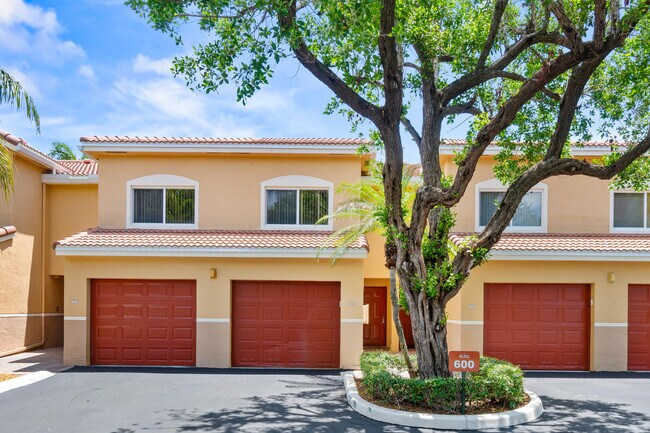 Foto del edificio - 600 Scotia Dr