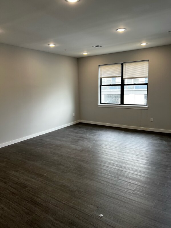 Foto del edificio - 212 12th Ave