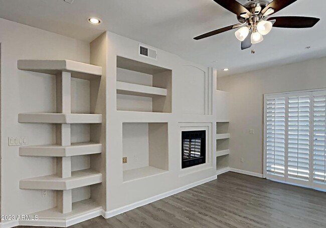 Foto del edificio - 14000 N 94th St