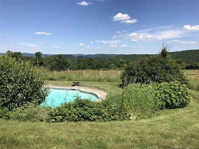 Building Photo - 107 Lime Rock Rd