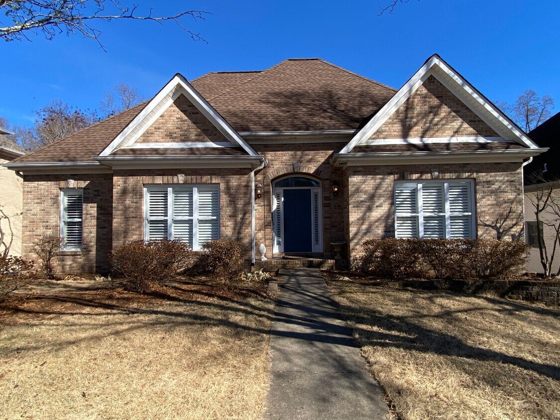 Primary Photo - 2824 Cross Bridge Dr