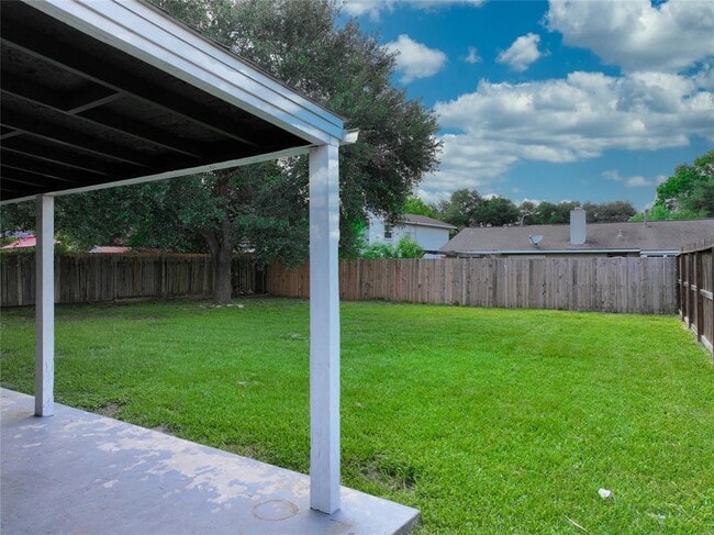 Building Photo - 5115 Summit Lodge Dr