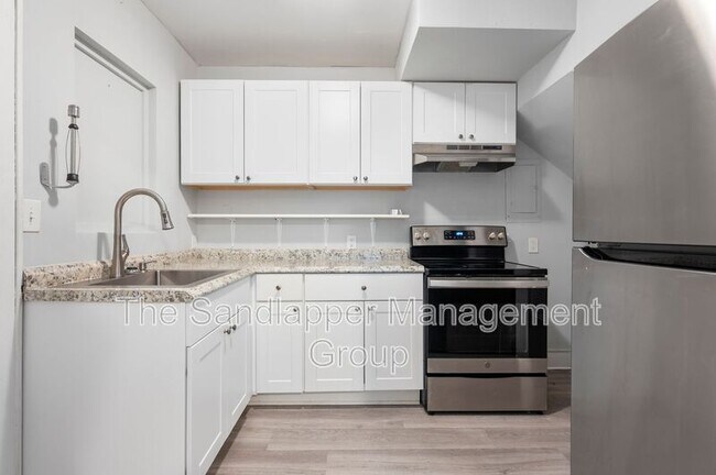 Foto del edificio - 54 Beverly Rd