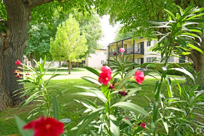 Foto del edificio - Park Arms Apartments