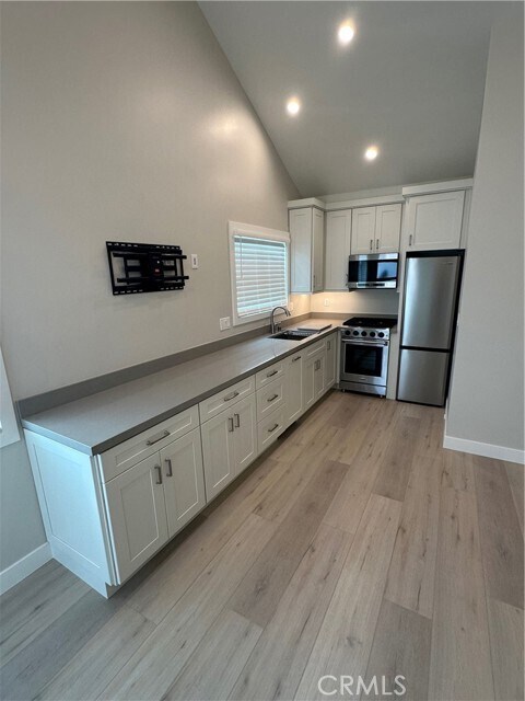 Foto del edificio - 204 Lugonia St