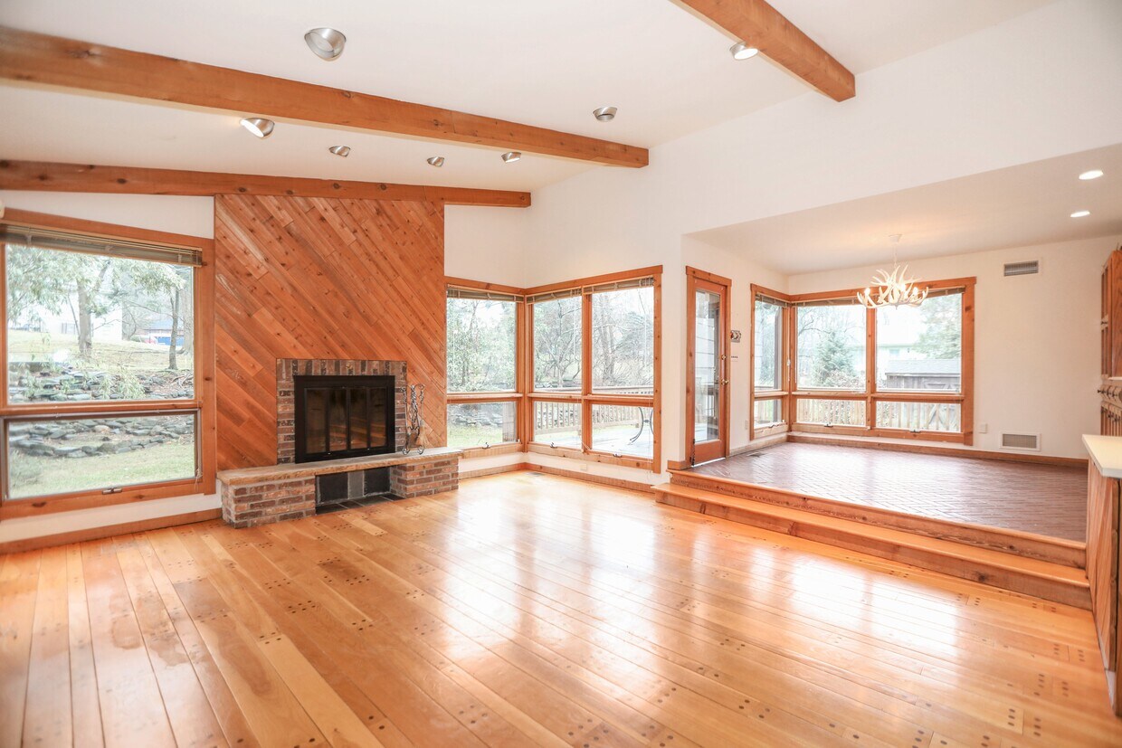 Primary Photo - 27 N Star Rd