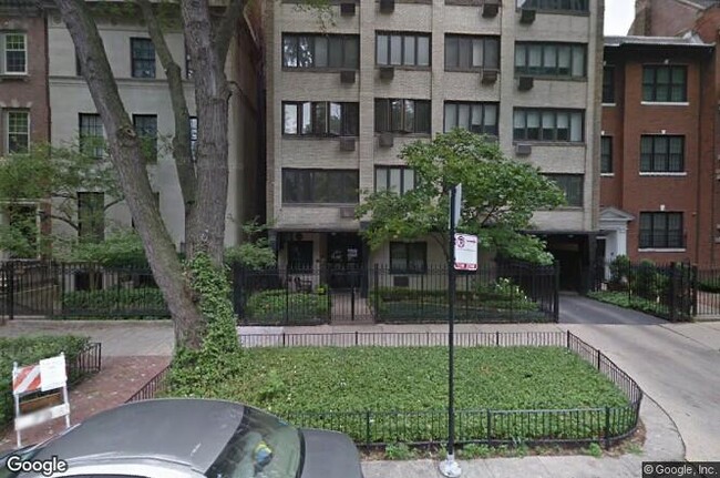 Foto del edificio - 1419 N State Pkwy