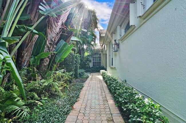 Foto del edificio - 12480 Mallet Cir
