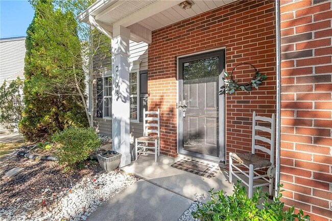 Building Photo - Earn Wealth While Leasing - Like a Homeowner - Lease to Own