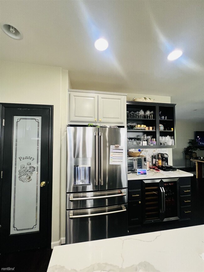 Building Photo - 5 br, 3 bath House - 7026 Syrah dr