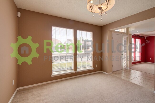Foto del edificio - $MOVE IN SPECIAL PRICING$ 999.00 FIRST FULL MONTHS RENT.