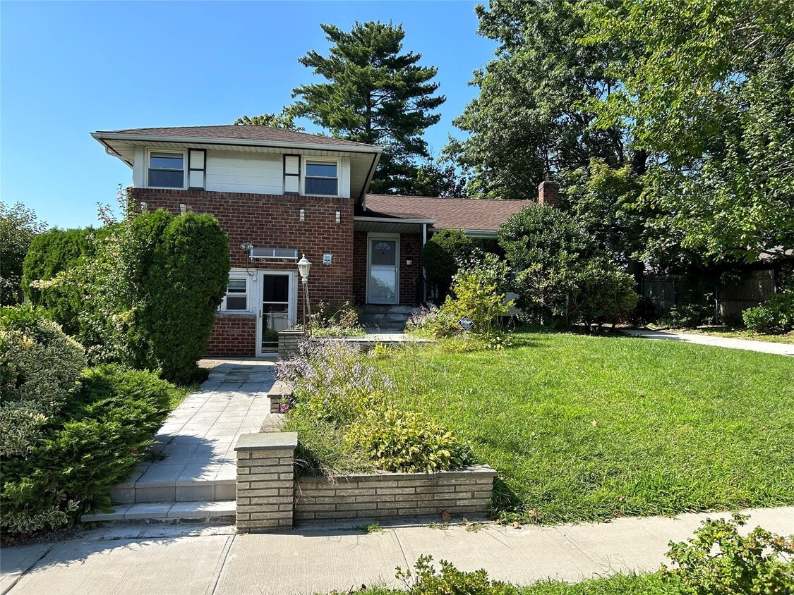 Primary Photo - 49 Audrey Rd