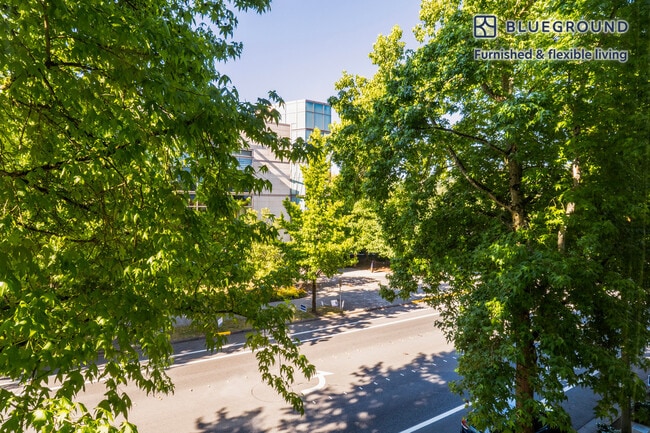 Building Photo - 8397 158th Ave NE