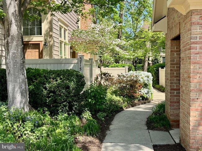 Building Photo - 5715 Balsam Grove Ct