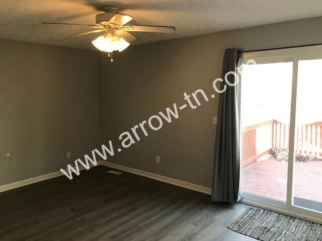 Building Photo - Beautiful 3-bedroom  2-bath home in White ...