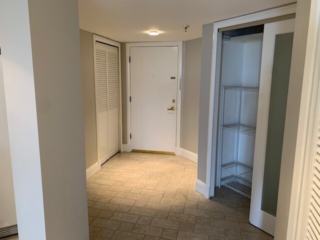 Main hallway - 400 E Colonial Dr