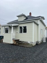 Building Photo - 2214 Valencia St