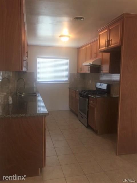 Building Photo - 3 br, 2 bath House - 18208 Galatina St