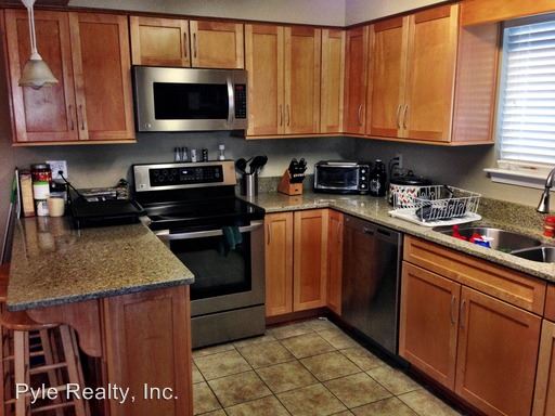 Building Photo - 533 Marsh Duck Way