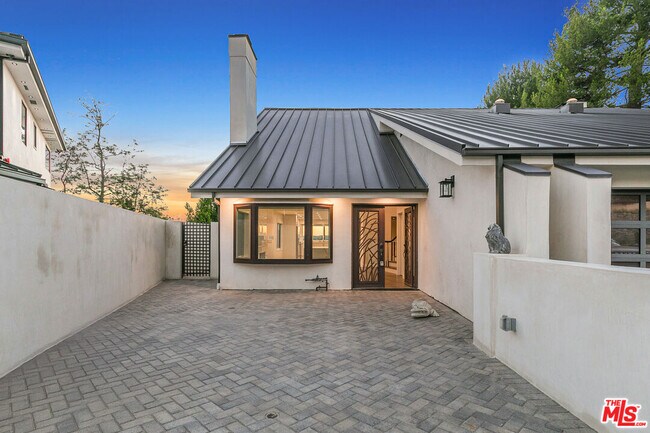 Foto del edificio - 1716 Vía La Paz