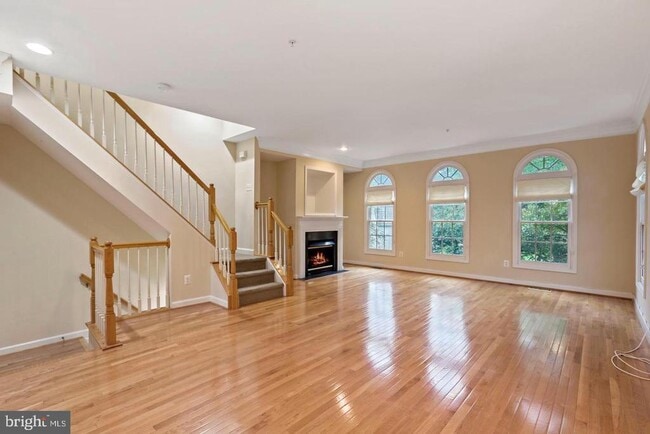 Building Photo - 8878 Ashgrove House Ln