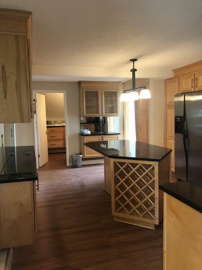 Foto del edificio - 311 Racebrook Rd