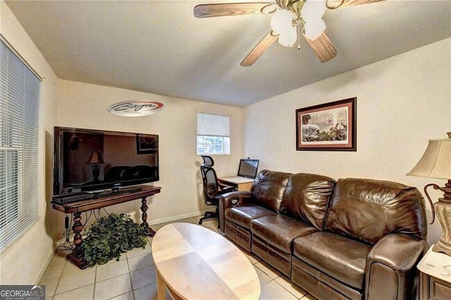 Photo - 6490 Tuggle Dr Apartment