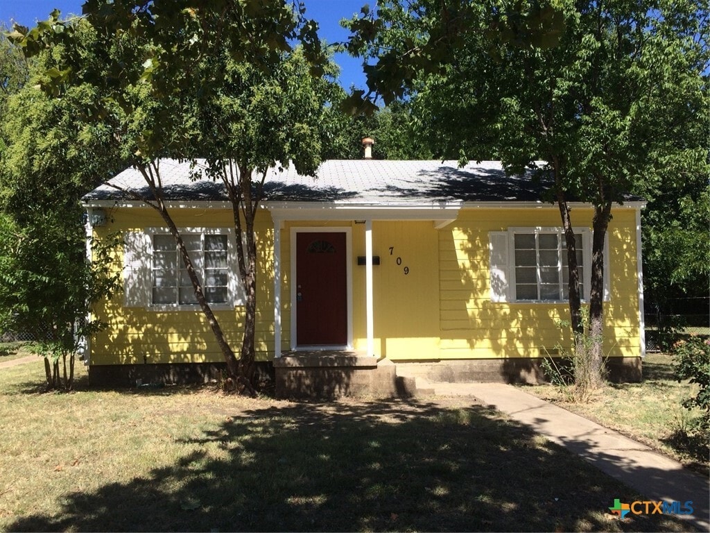 Primary Photo - 709 Northside Dr