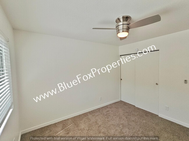 Building Photo - 3117 E Oasis De Palmeras