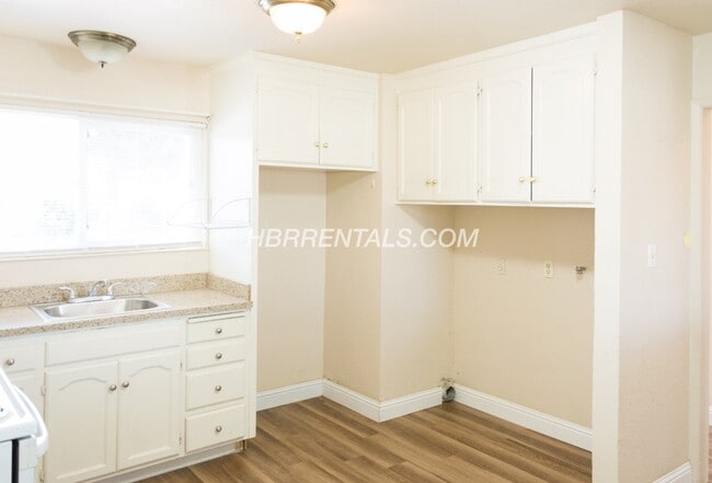 Foto del edificio - Tracy Rental Available for Move in!!