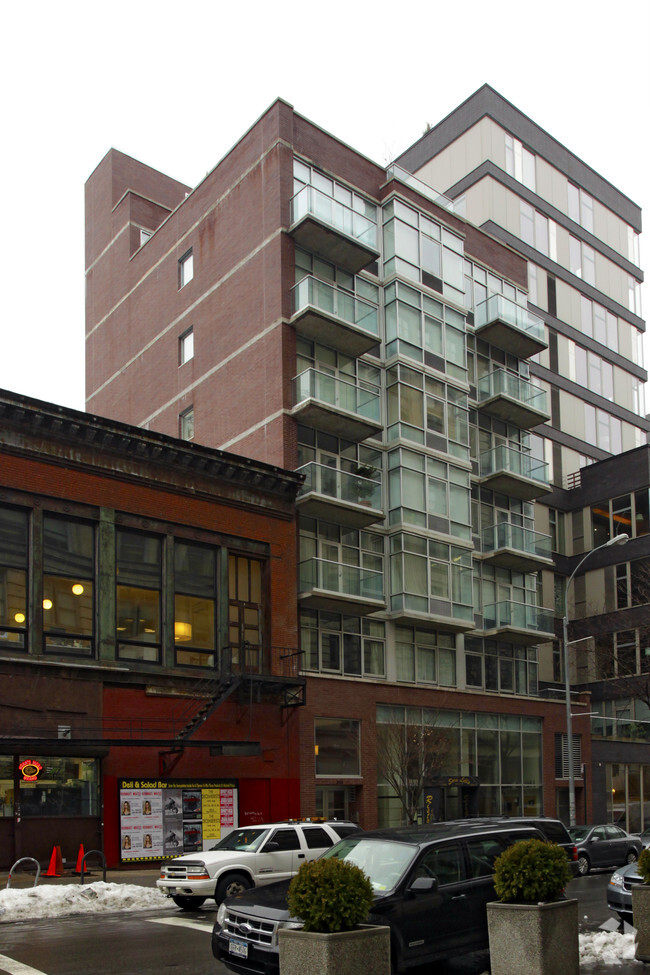Primary Photo - 300 Spring St