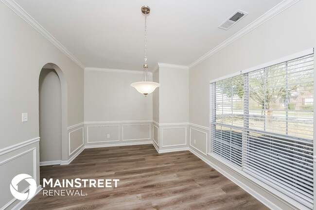Foto del edificio - 6127 Hidden Brook Dr