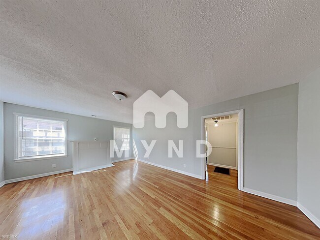 Building Photo - 2 br, 1 bath House - 9032 Beverly Dr N