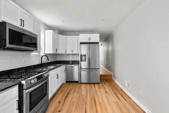 Foto del edificio - 2110 E Fayette St