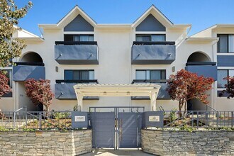 Interior Photo - Windward Isle