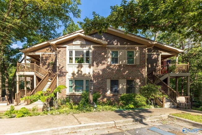 Building Photo - 2124 Greenwood Pl SW