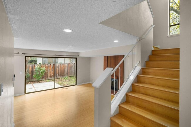 Building Photo - 7124 Point Dunes Ct