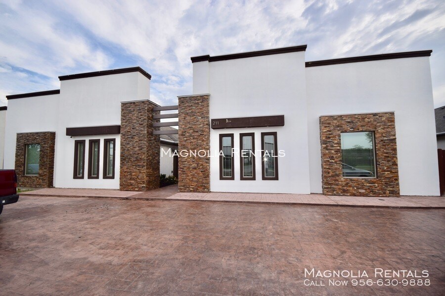 Foto principal - West Oaks Apartments