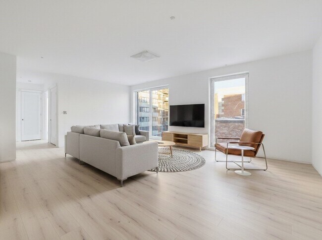 Foto del edificio - 1035 Commonwealth Ave