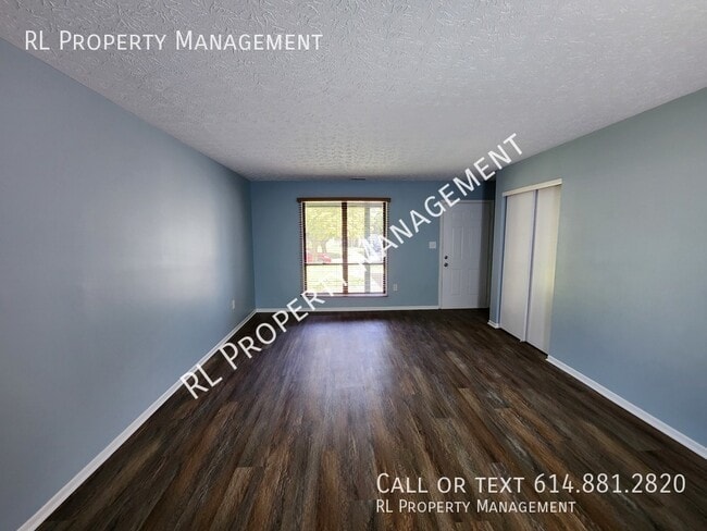 Building Photo - Spacious 2 bedroom 1 bathroom duplex in Fo...