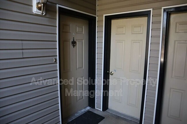 Building Photo - 4614 Quail Park Dr